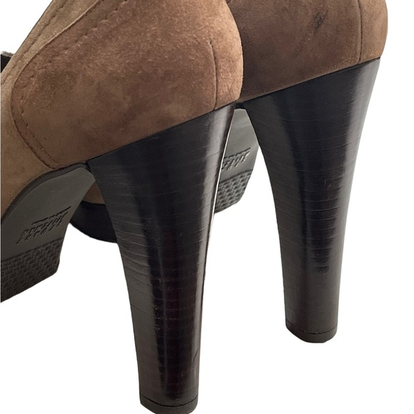 Authentic Stuart Weitzman Tassup Platform Pumps suede size 7 1/2 M - Picture 10 of 14